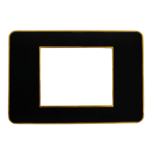 وش بومر اسود اطار ذهبى شين تك