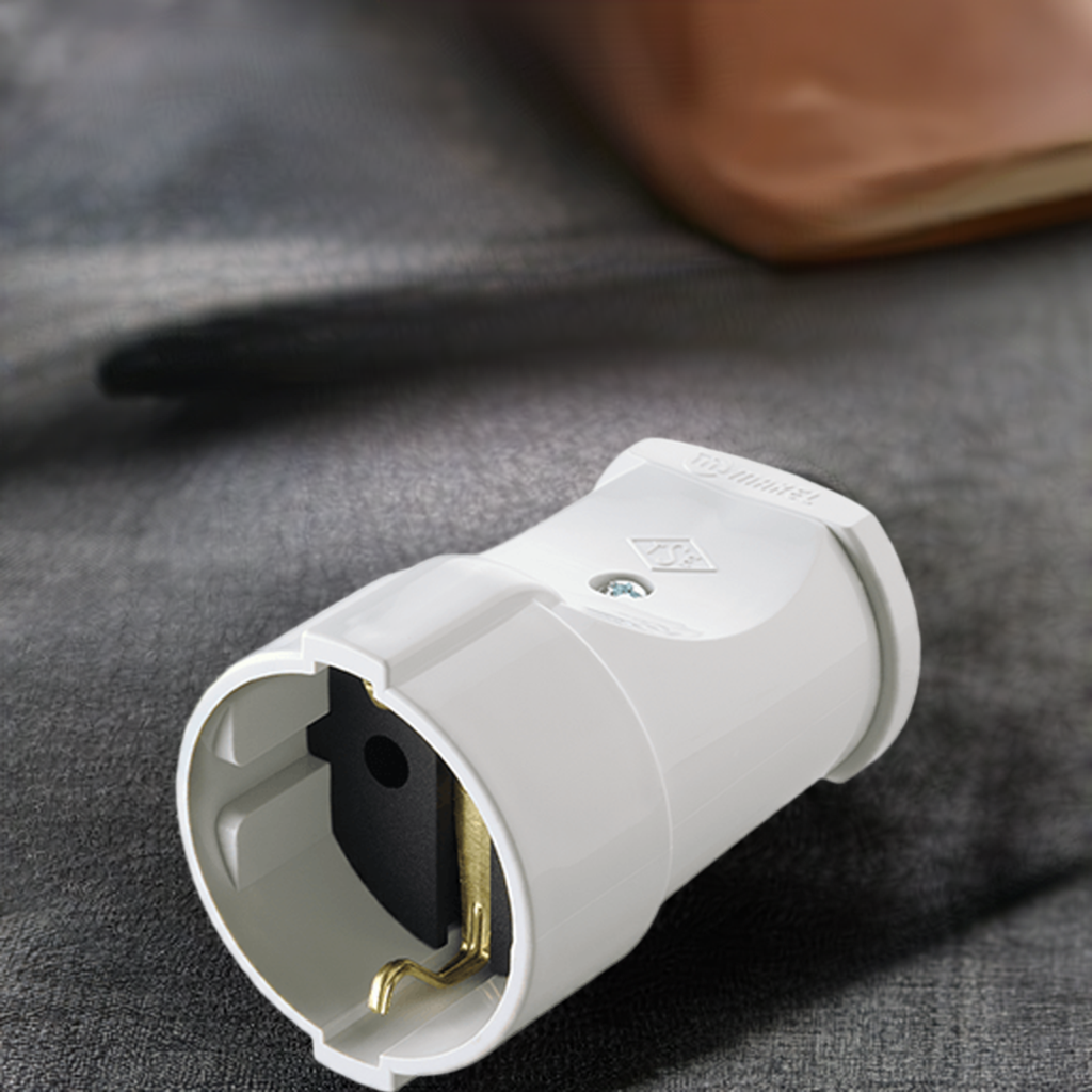 redline فيشة نتايه 16 امبير - الورداني للإضاءة الحديثة