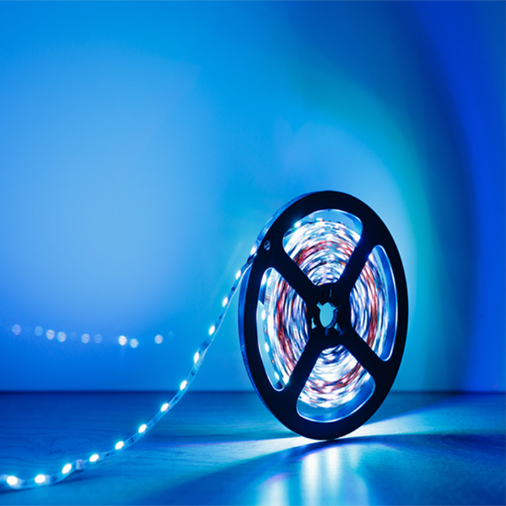 شريط ليد بروفايل 240 ليد ازرق 5 متر نحاس