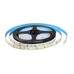 بكرة شريط ليد مرن مع شرائط LED صغيرة محمولة على قاعدة سوداء