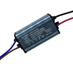 ترنس كشاف واجهة 50 وات