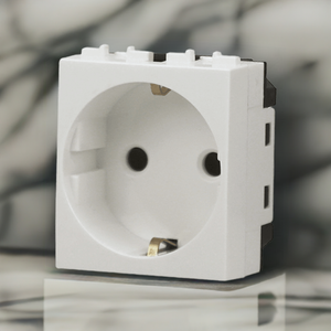 بريزه شوكو مجوفه 16 امبير كون نايس - الورداني للإضاءة الحديثة